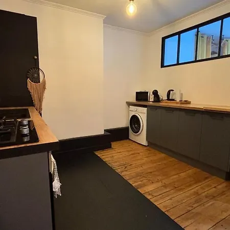 Apartment L'echappee Boisee - Close To Train Station And Center