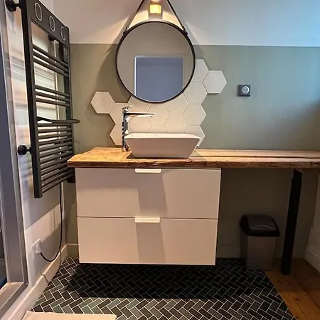 شقة L'echappee Boisee - Close To Train Station And Center